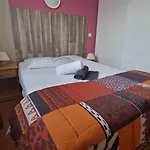 Σπίτι διακοπών Magnifique Maison Familiale Au Mas Des Vignes F4 Tres Bien Equipee Dans De Privee Ideale Jusqu'a 8pers Terrasse, Clim, Grande Piscine D'ete Et Piscine Chauffee L'hiver Parking Privatif Gratuit Calvisson
